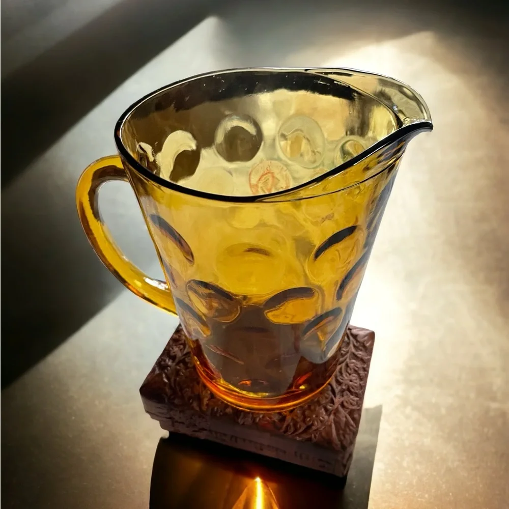 Vintage Hazel Atlas Amber Gold Coin Eldorado Lipped Ice Tea Pitcher. 64 oz.